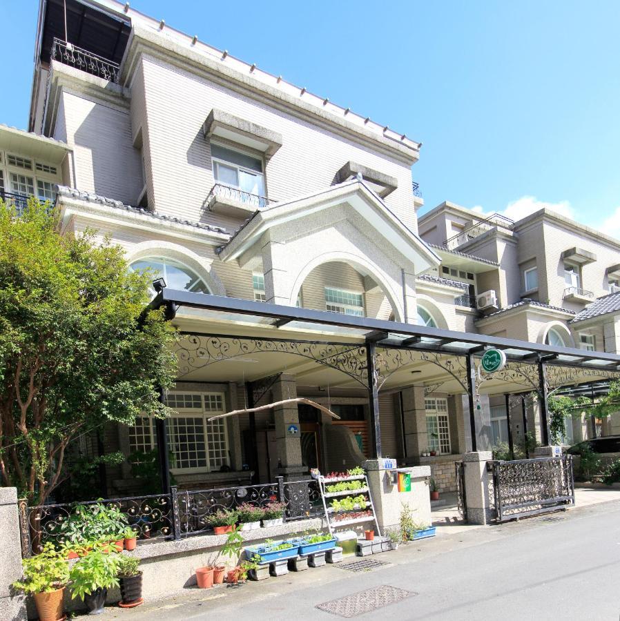 Green Park Homestay Luodong Extérieur photo